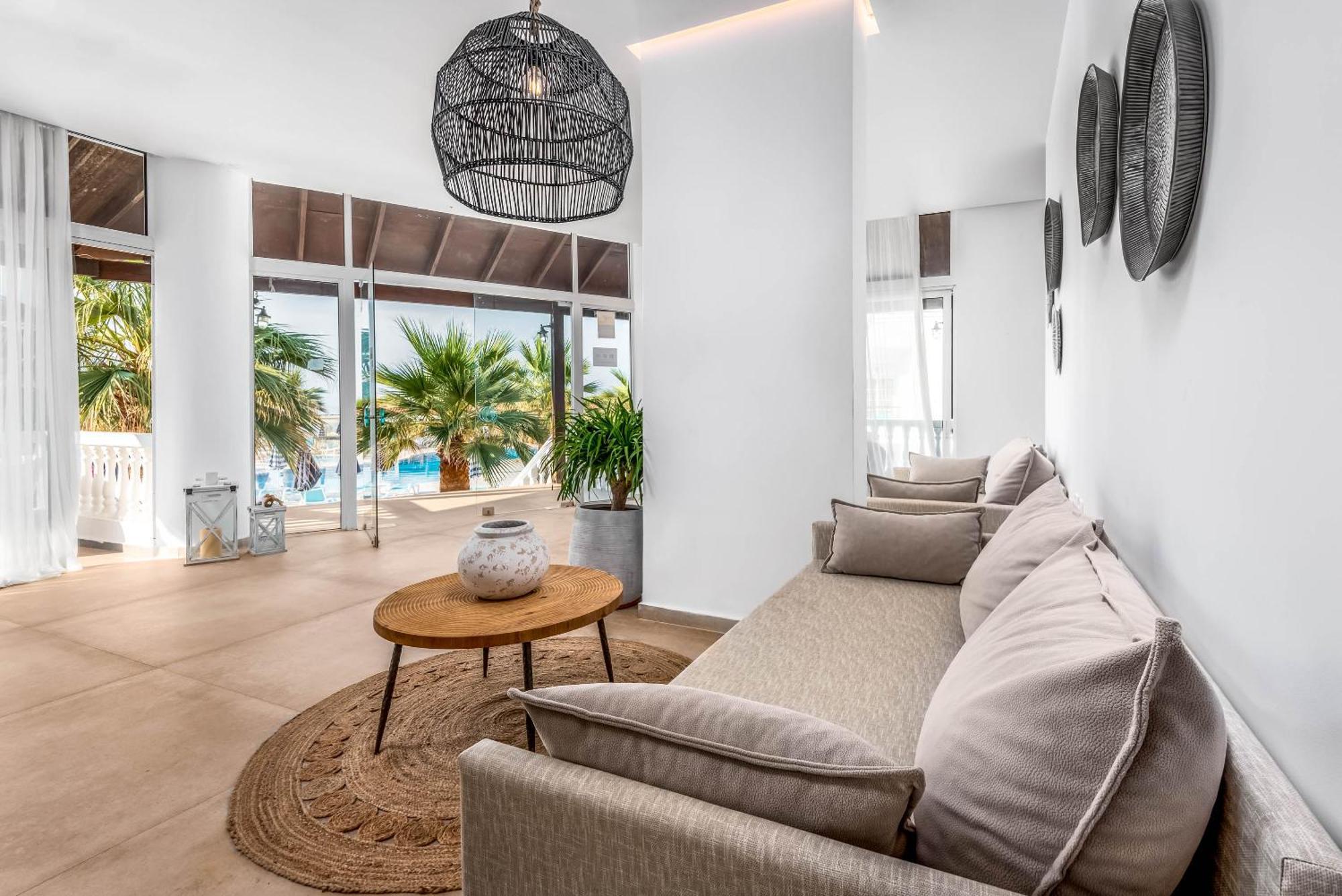 קיוטארי Elvita Beach Hotel מראה חיצוני תמונה
