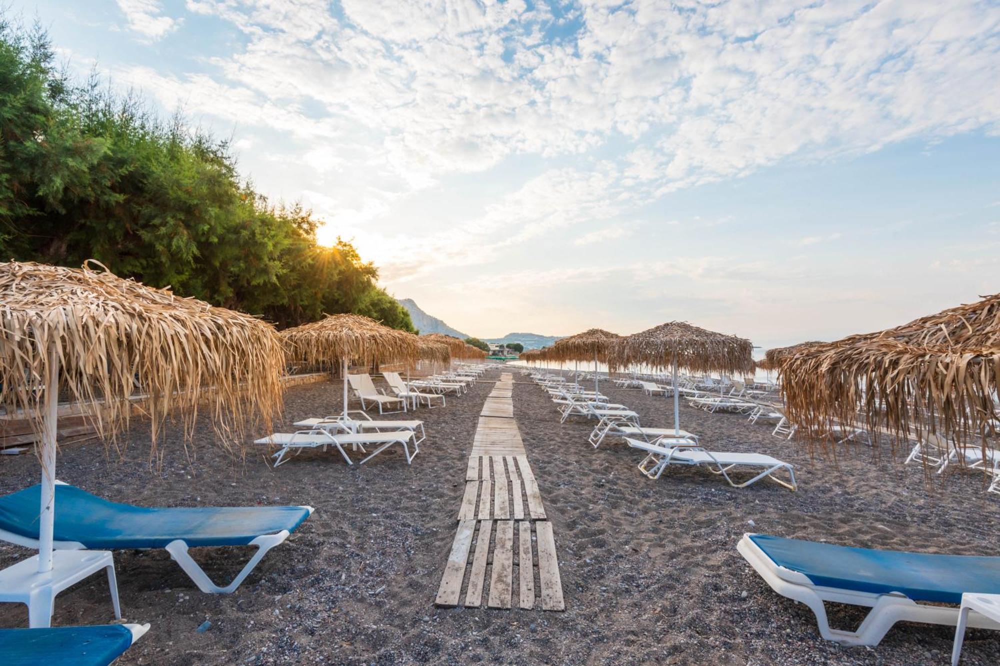 קיוטארי Elvita Beach Hotel מראה חיצוני תמונה