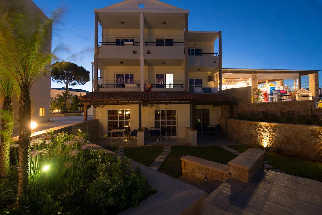 קיוטארי Elvita Beach Hotel מראה חיצוני תמונה