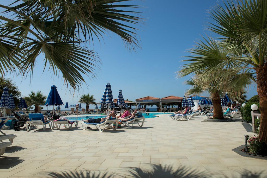 קיוטארי Elvita Beach Hotel מראה חיצוני תמונה